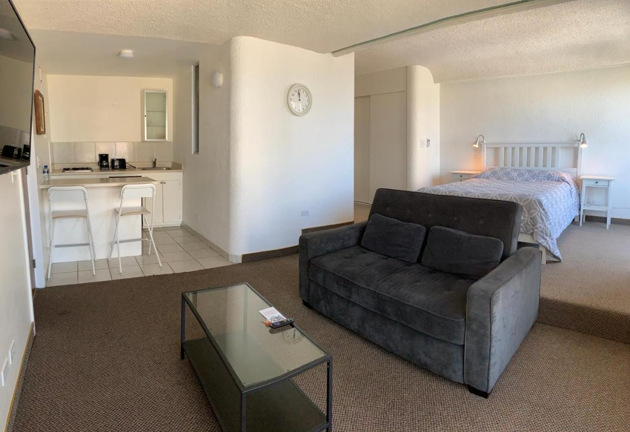 Dali Suites Hotel Тихуана Экстерьер фото