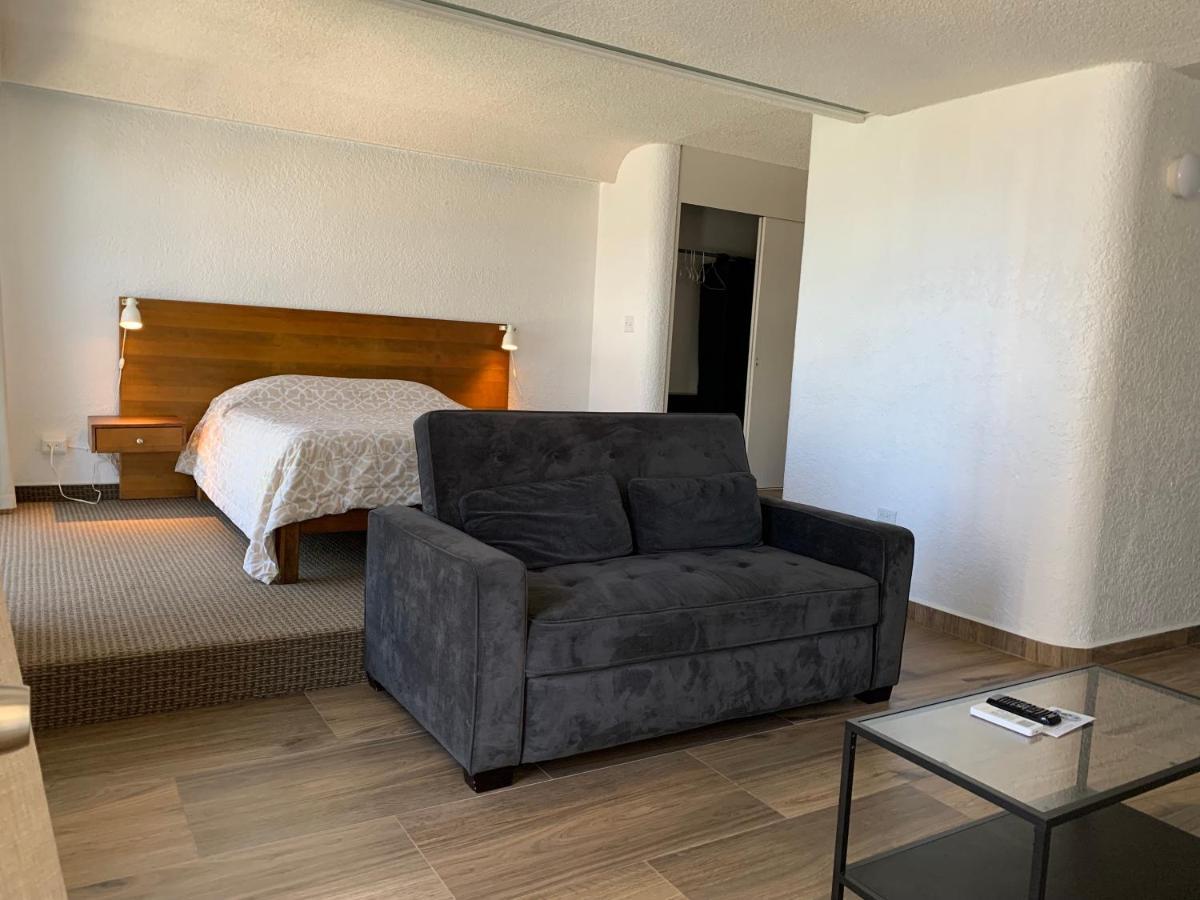 Dali Suites Hotel Тихуана Экстерьер фото